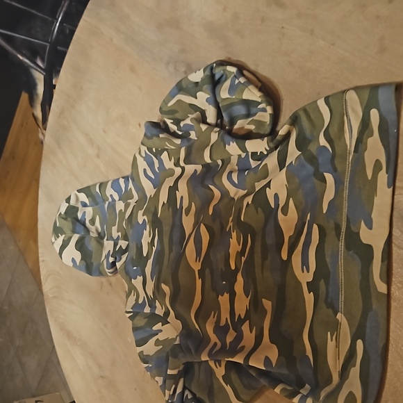 Cables Hooded Sweatshirt - Picture 7 of 8